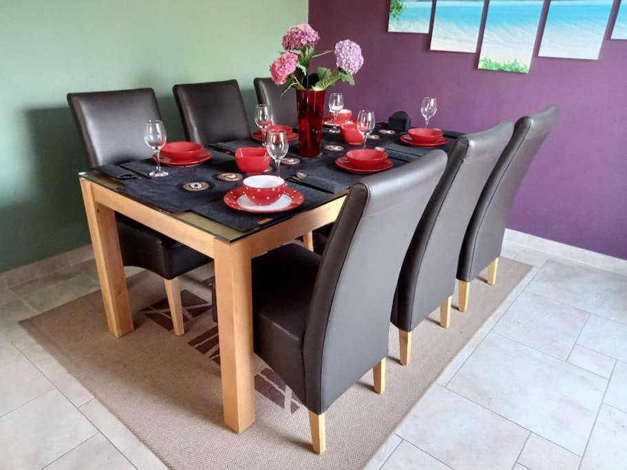House With Free Parking And Large Garden Villa Wyke Regis Exterior photo